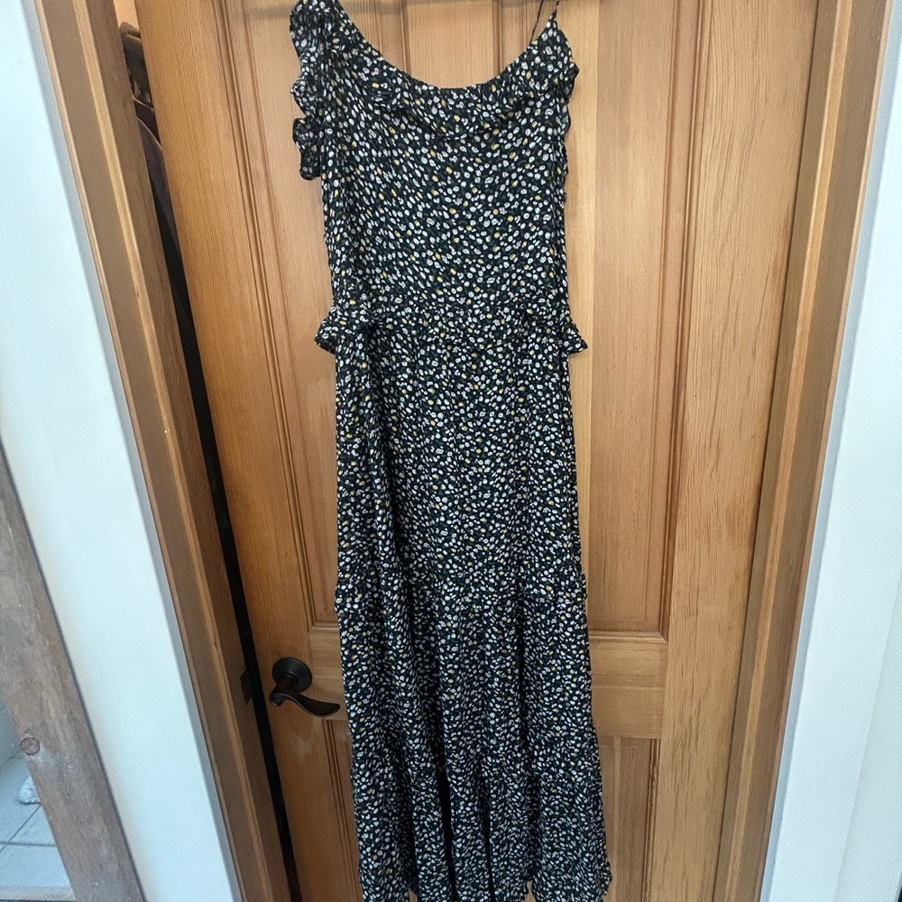 Carly Jean tiered Floral Maxi Dress